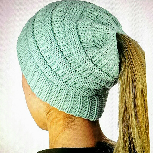 Ski hat/ messy bun ponytail beanie caps - Picture 5 of 7